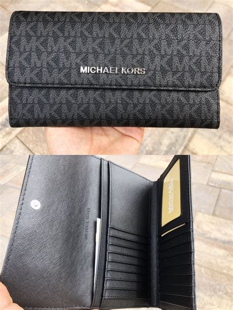 michael kors black and tan wallet|Michael Kors black wallet men's.